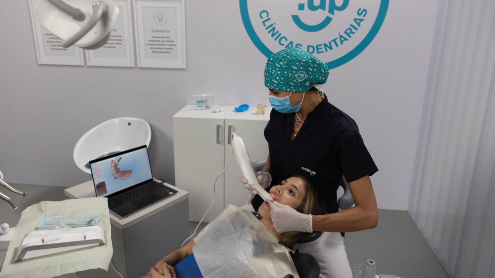 Scanners Digitais_ diagnóstico e tratamentos de odontologia com tecnologia avançada